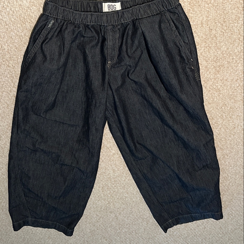 BDG Blue Denim Bobbi Lo Rise Baggy Cocoon Jean Pants